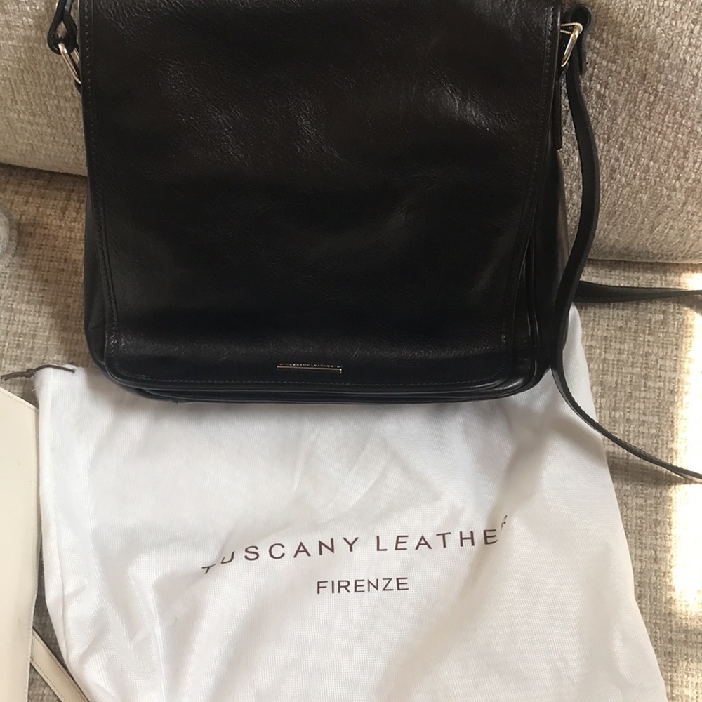 Beautiful Tuscany leather cross body purse - Picture 5 of 8